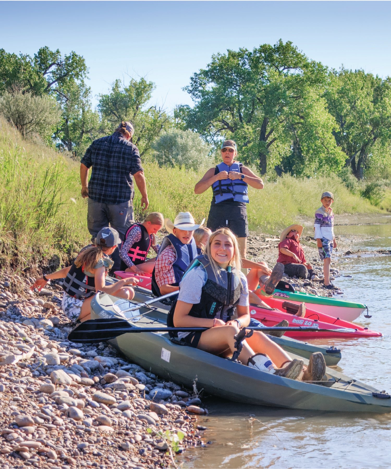 Group of people preparing to kayak on the Yellowstone River